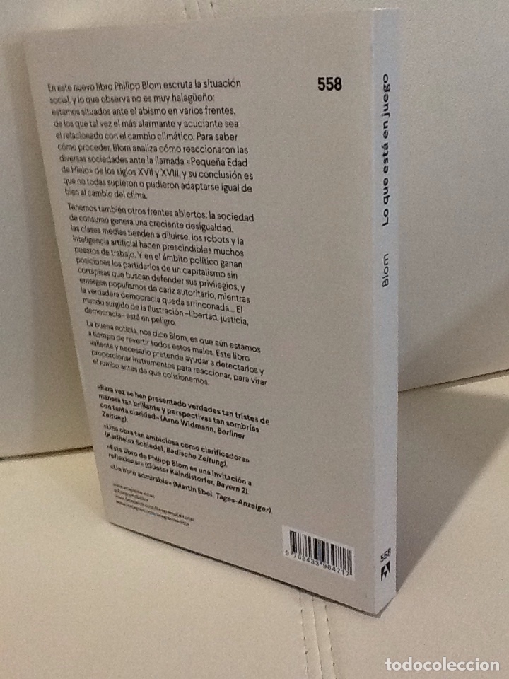 Libros de segunda mano: Philipp Blom . Lo que esta en juego . anagrama argumentos . - Foto 2