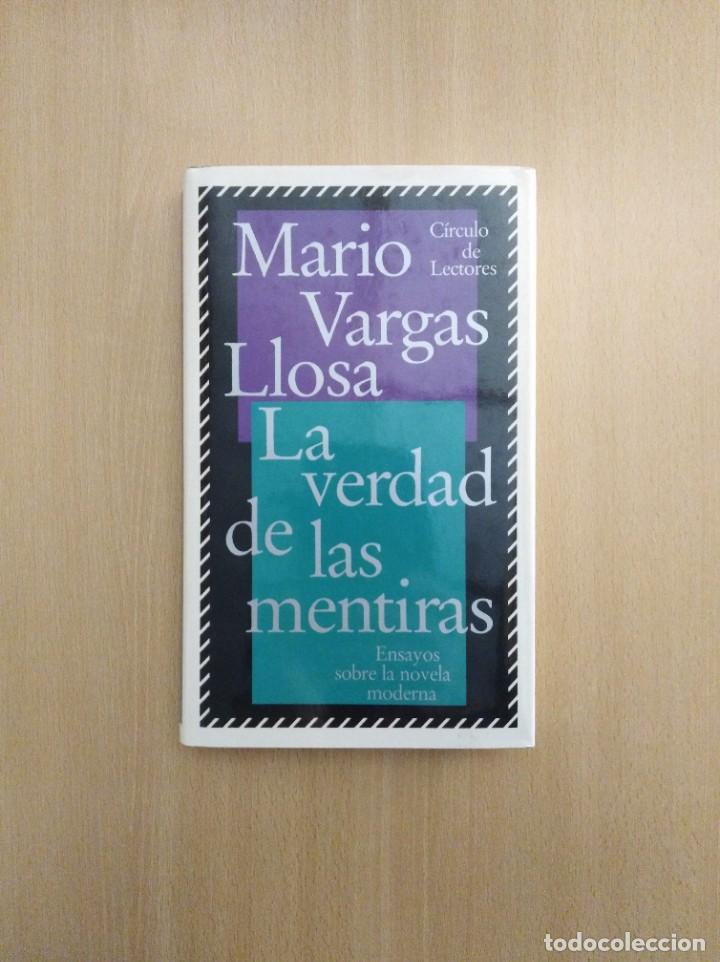 Libros de segunda mano: LA VERDAD DE LAS MENTIRAS. Mario Vargas Llosa - Foto 1