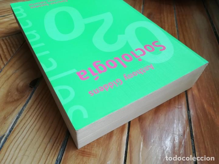Libros de segunda mano: Sociolog&iacute;a. Anthony Giddens - Foto 4