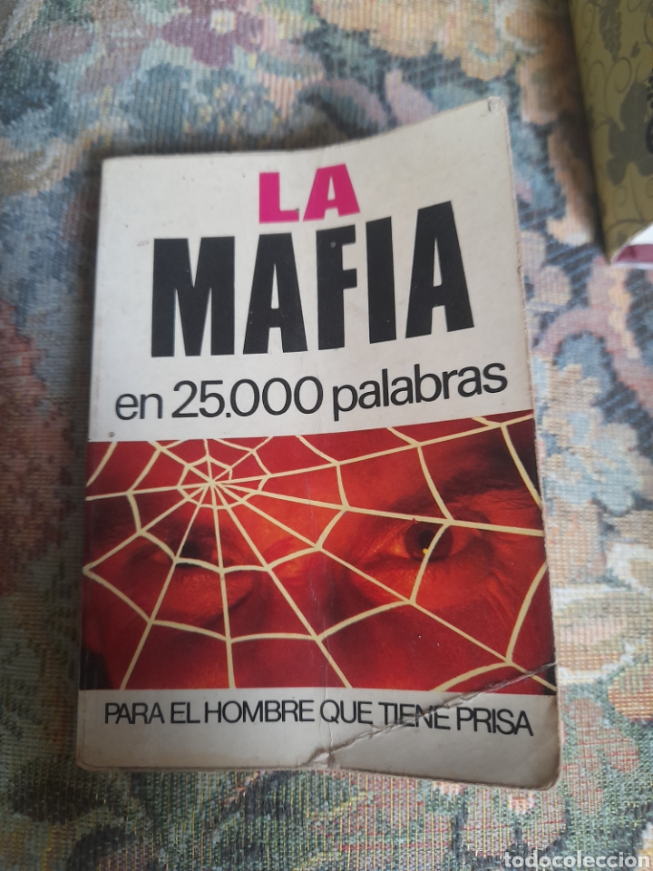 Libros de segunda mano: La mafia en 25000 palabras - Foto 1