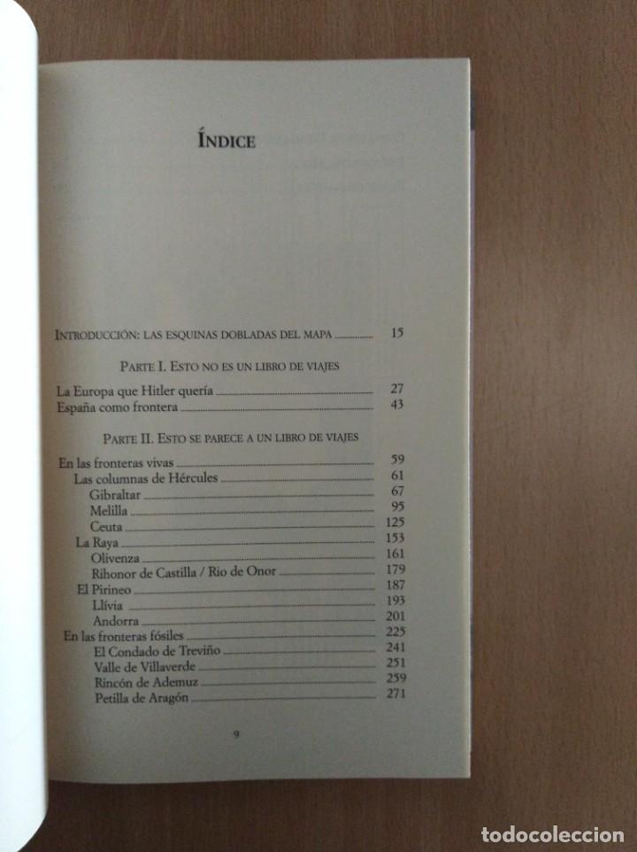 Libros de segunda mano: LUGARES FUERA DE SITIO. Sergio del Molino - Foto 3