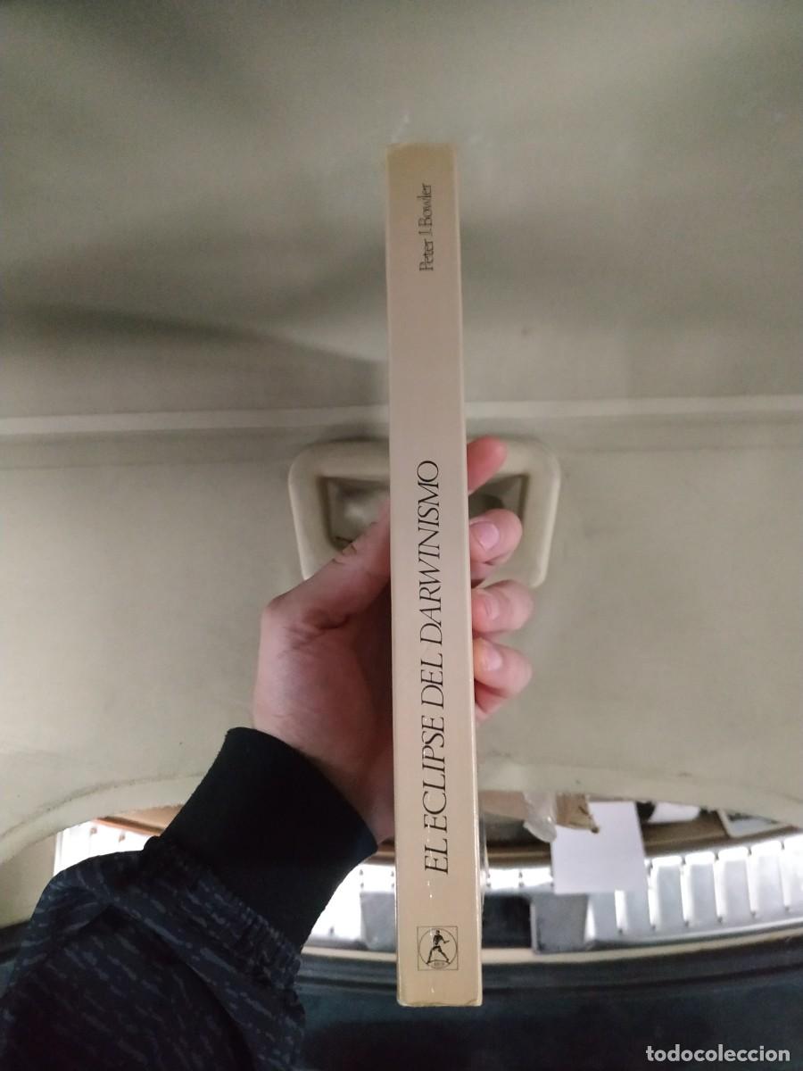 Libros de segunda mano: El Eclipse del Darwinismo - Peter J. Bowler. Labor - Foto 3