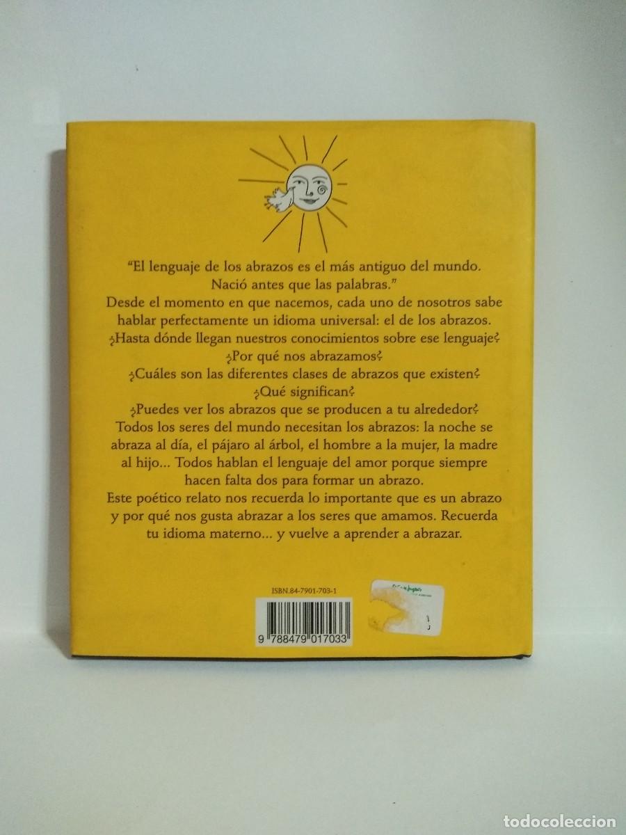 Libros de segunda mano: curioso librito &rdquo;ven y abrazane&rdquo;de Michal Snunit - Foto 2