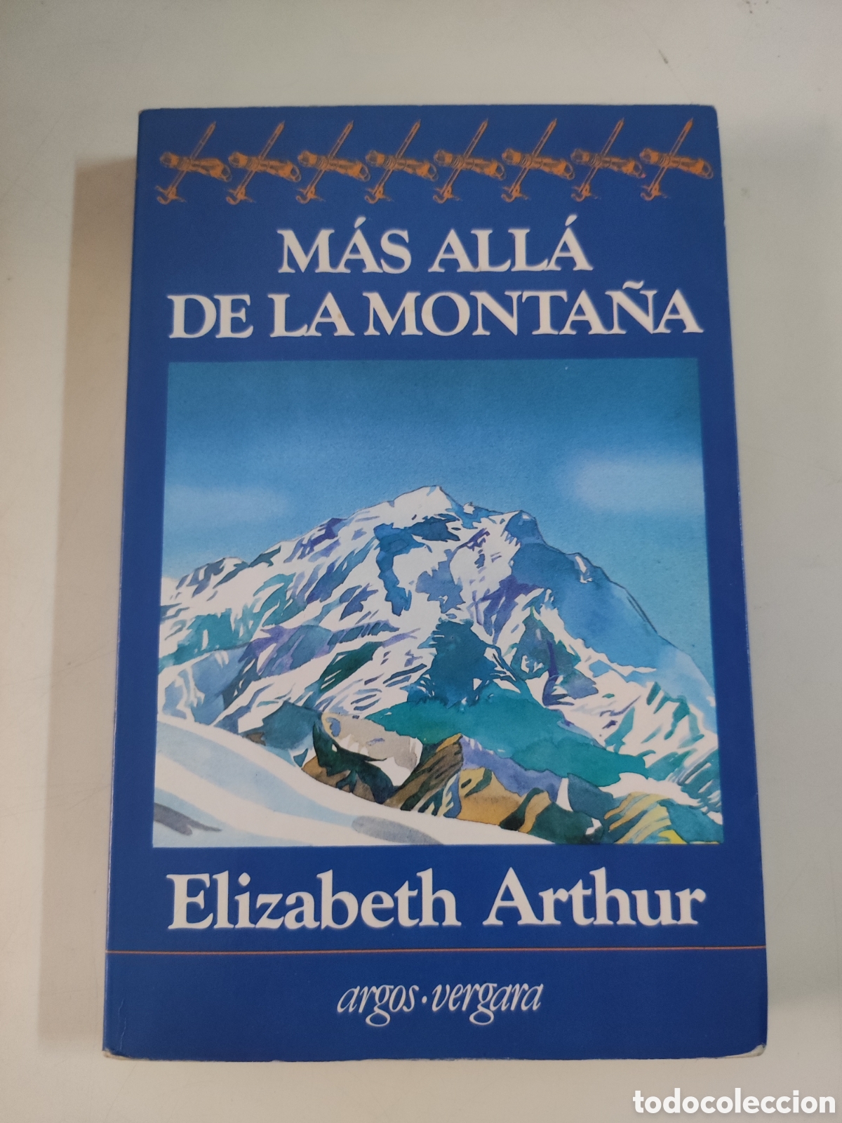 Libros de segunda mano: MAS ALLA DE LA MONTA&Ntilde;A .- Elizabeth Arthur - Foto 1