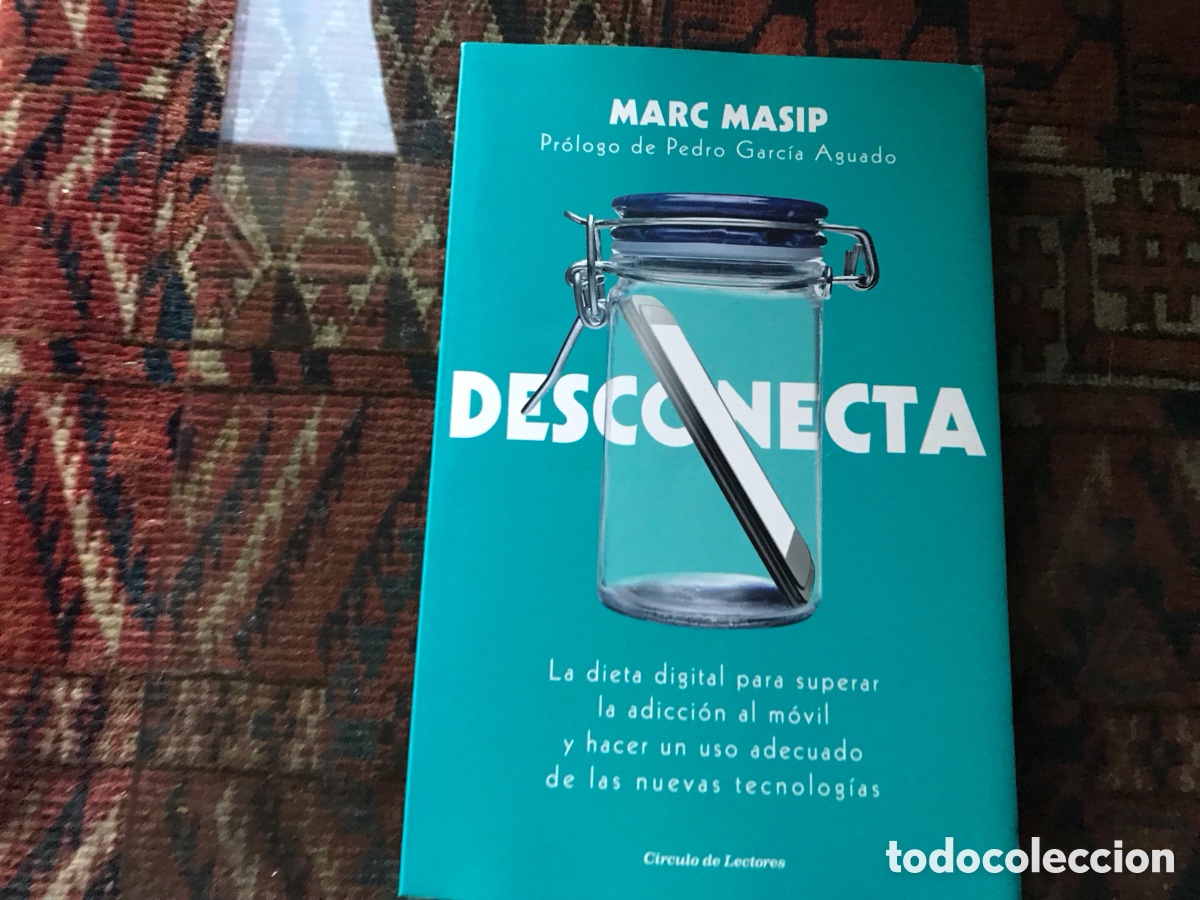 Libros de segunda mano: Desconecta. Marc Masip . C&iacute;rculo de lectores. - Foto 1