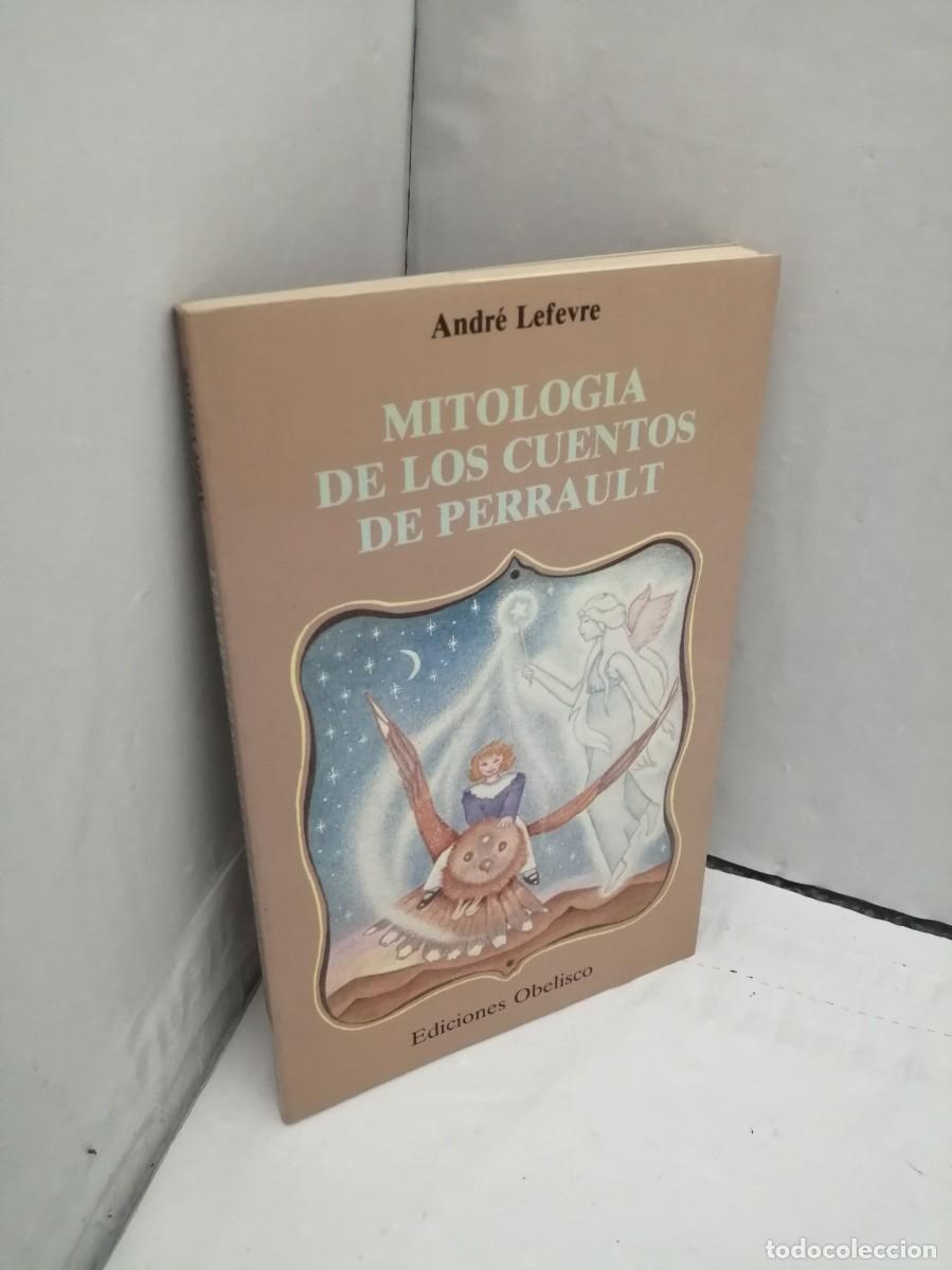 Libros de segunda mano: Mitolog&iacute;a de los cuentos de Perrault (Primera edici&oacute;n) - Foto 3