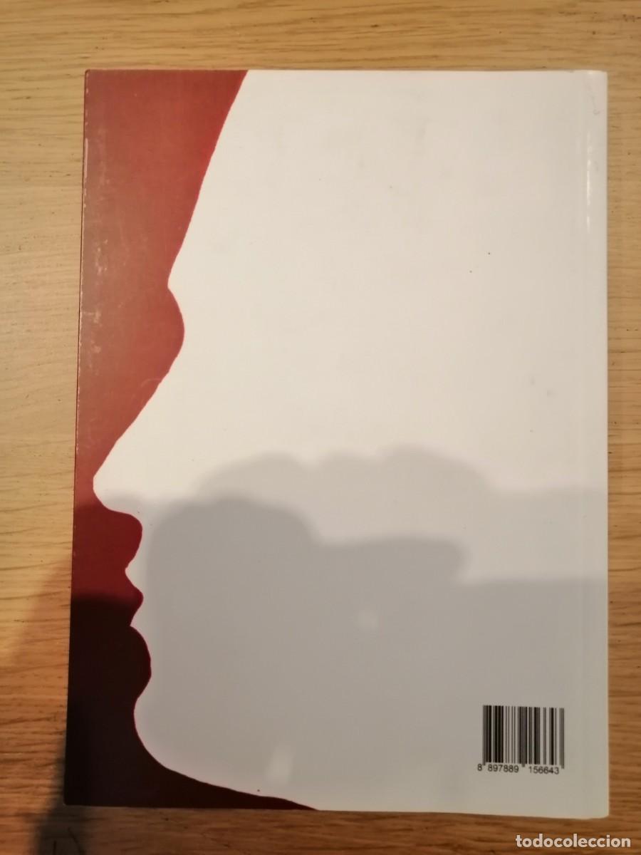 Libros de segunda mano: Human book - Foto 2