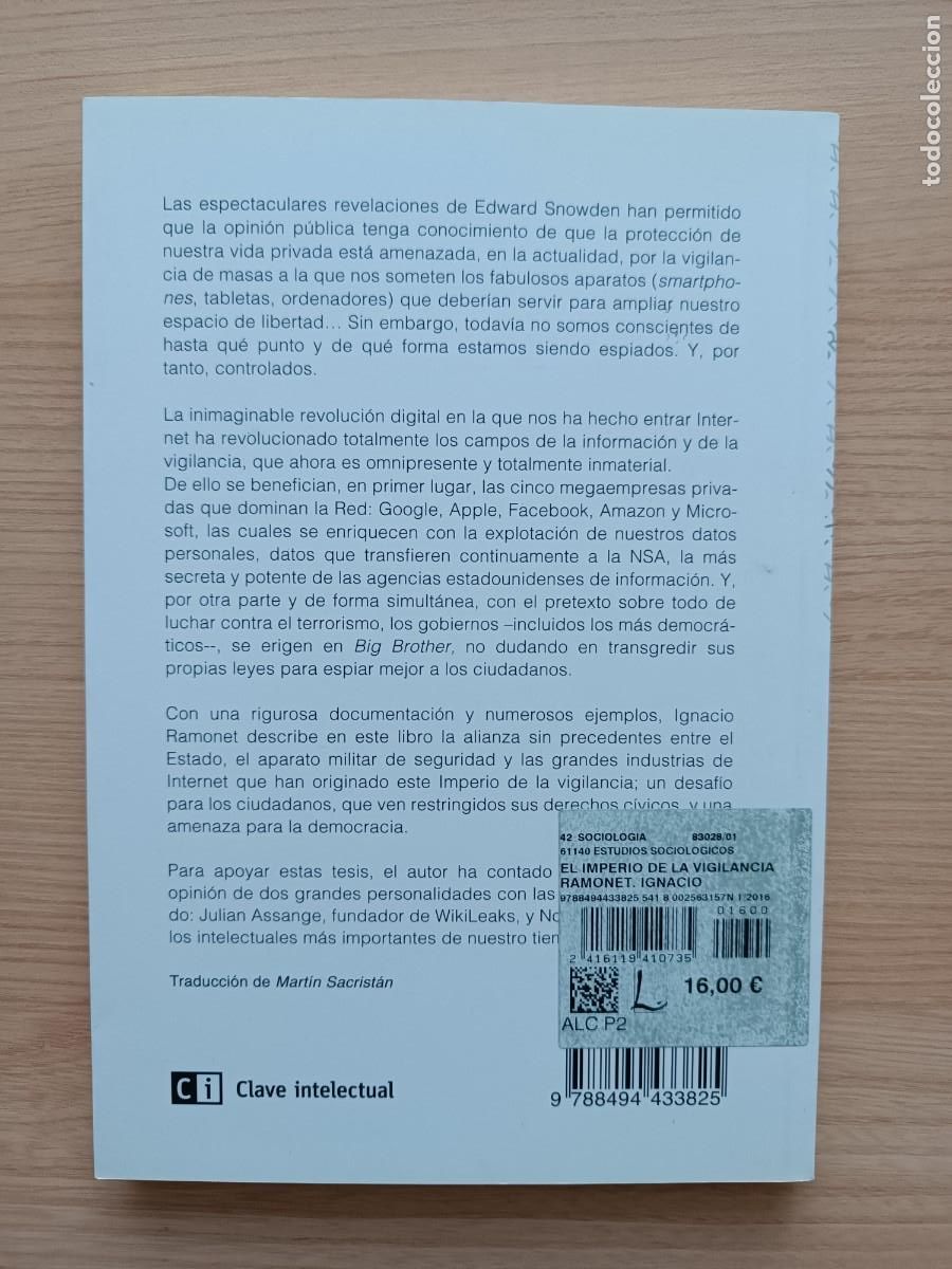Libros de segunda mano: El imperio de la vigilancia - Ignacio Ramonet. Clave intelectual - Foto 2
