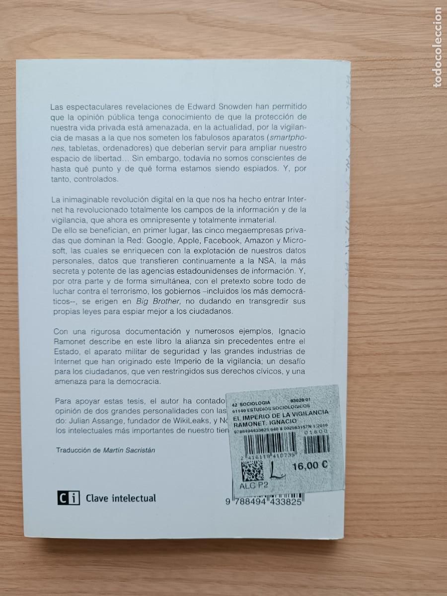 Libros de segunda mano: El imperio de la vigilancia - Ignacio Ramonet. Clave intelectual - Foto 2