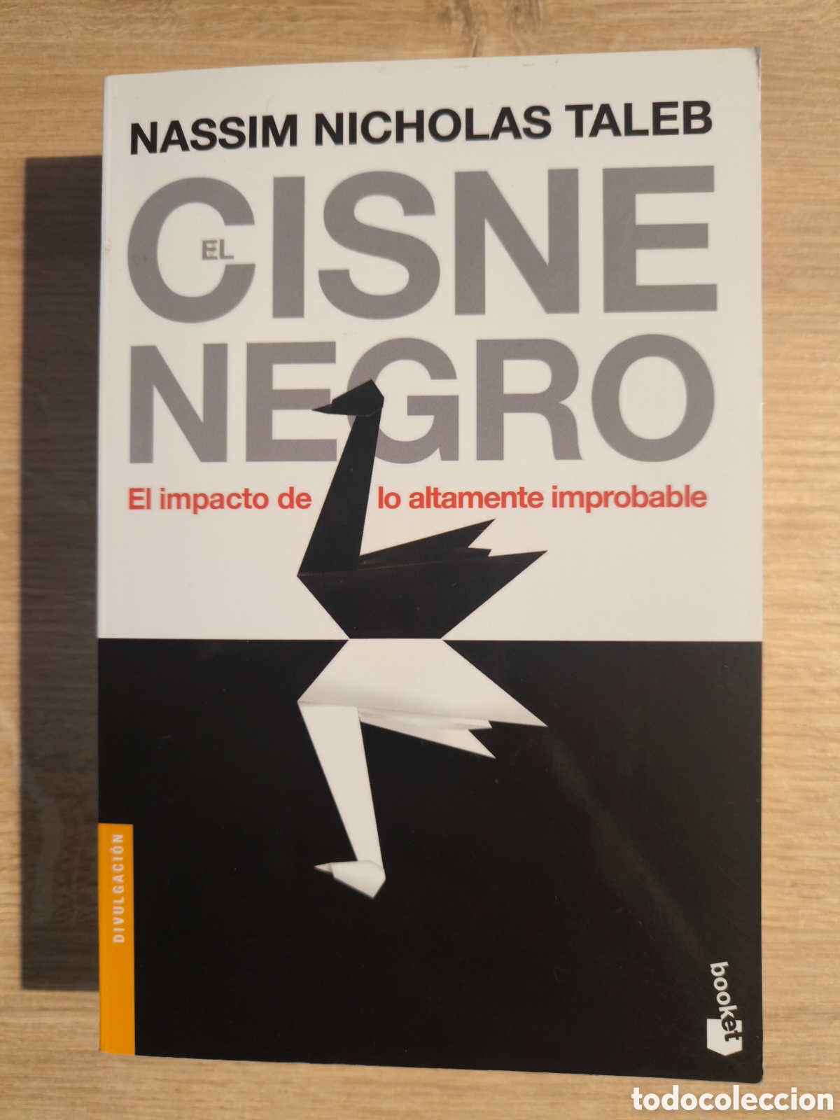 Libros de segunda mano: El cisne negro. Taleb. Bolsillo - Foto 1