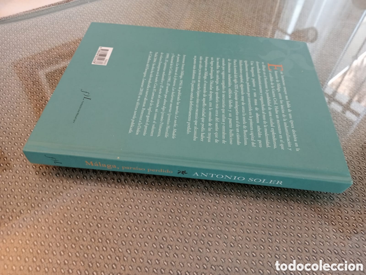 Libros de segunda mano: M&aacute;laga para&iacute;so perdido / Antonio Soler - Foto 3