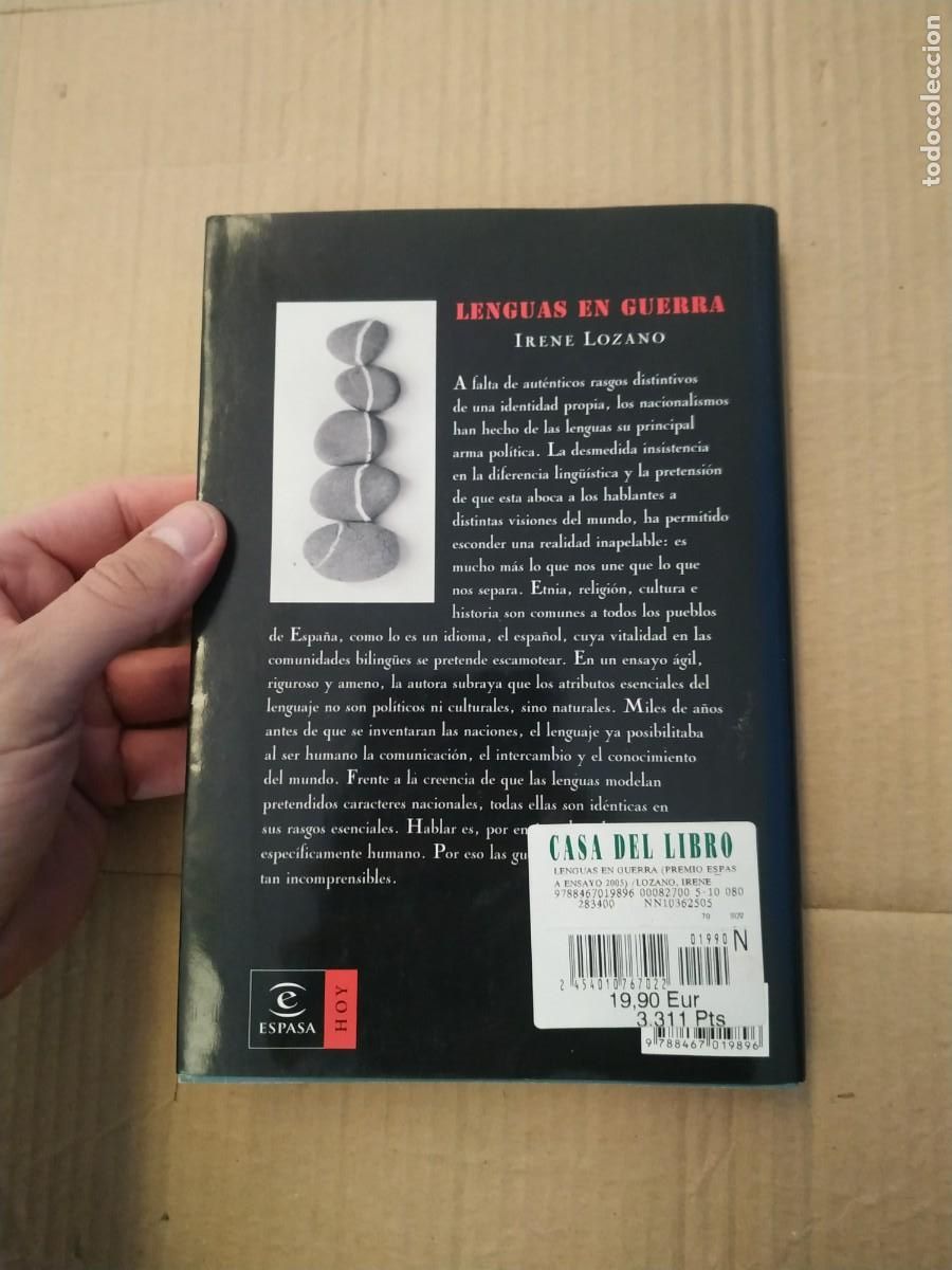 Libros de segunda mano: Lenguas en guerra - Irene Lozano. Espasa - Foto 2