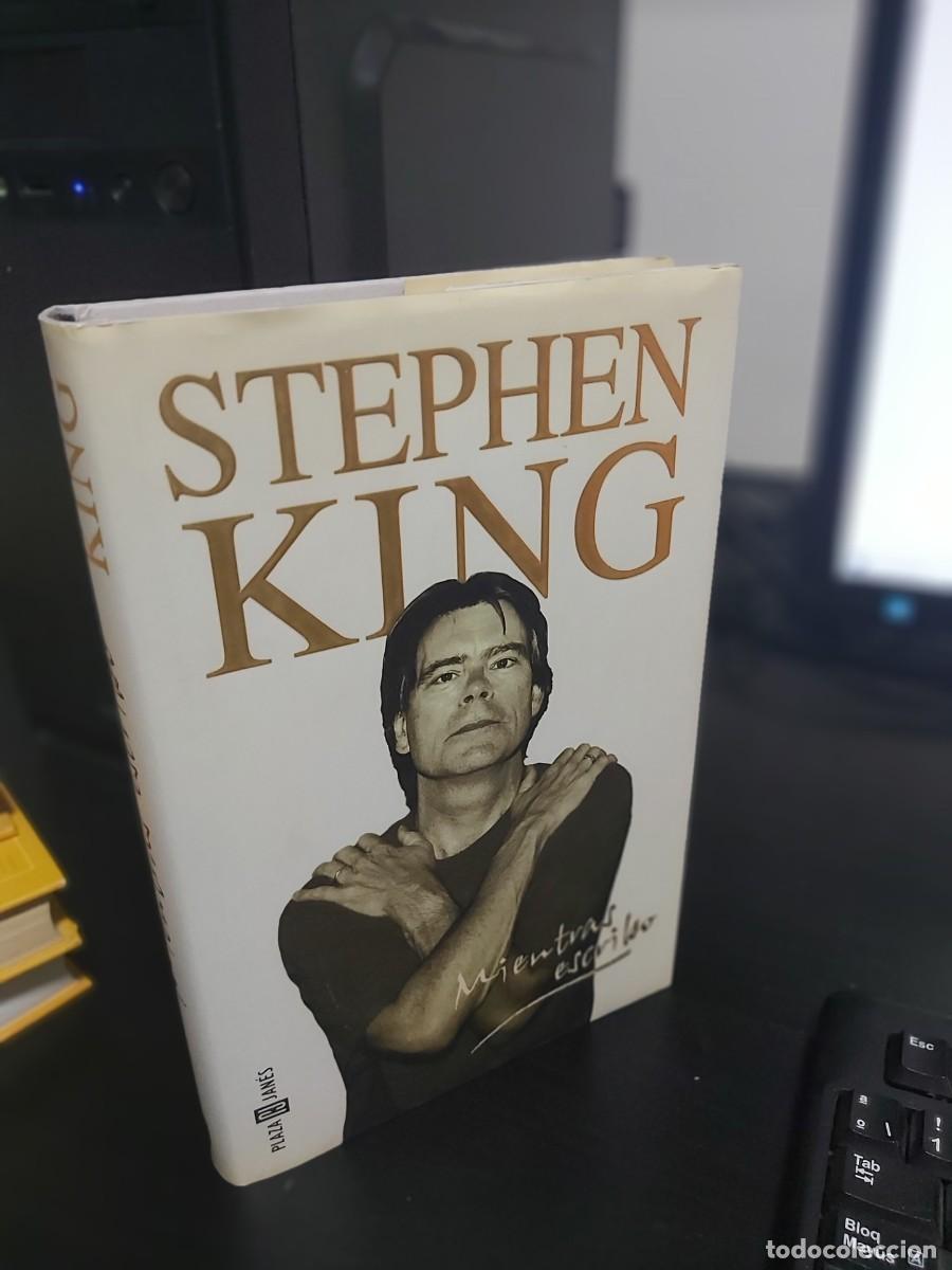 Libros de segunda mano: STEPHEN KING: MIENTRAS ESCRIBO - Foto 1