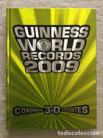 Libros de segunda mano: Guinness World Records 2009 - Foto 1