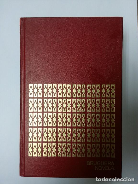 Libros de segunda mano: De la misma substancia que los sue&ntilde;os - Johannes M. Simmel - Foto 1