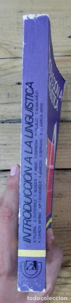 Libros de segunda mano: Introducci&oacute;n a la Ling&uuml;&iacute;stica, de Yllera, Guti&eacute;rrez, Bosque, Abad y otros - Foto 2