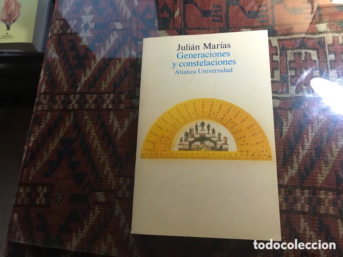 Libros de segunda mano: Generaciones y constelaciones. Juli&aacute;n Mar&iacute;as. - Foto 1