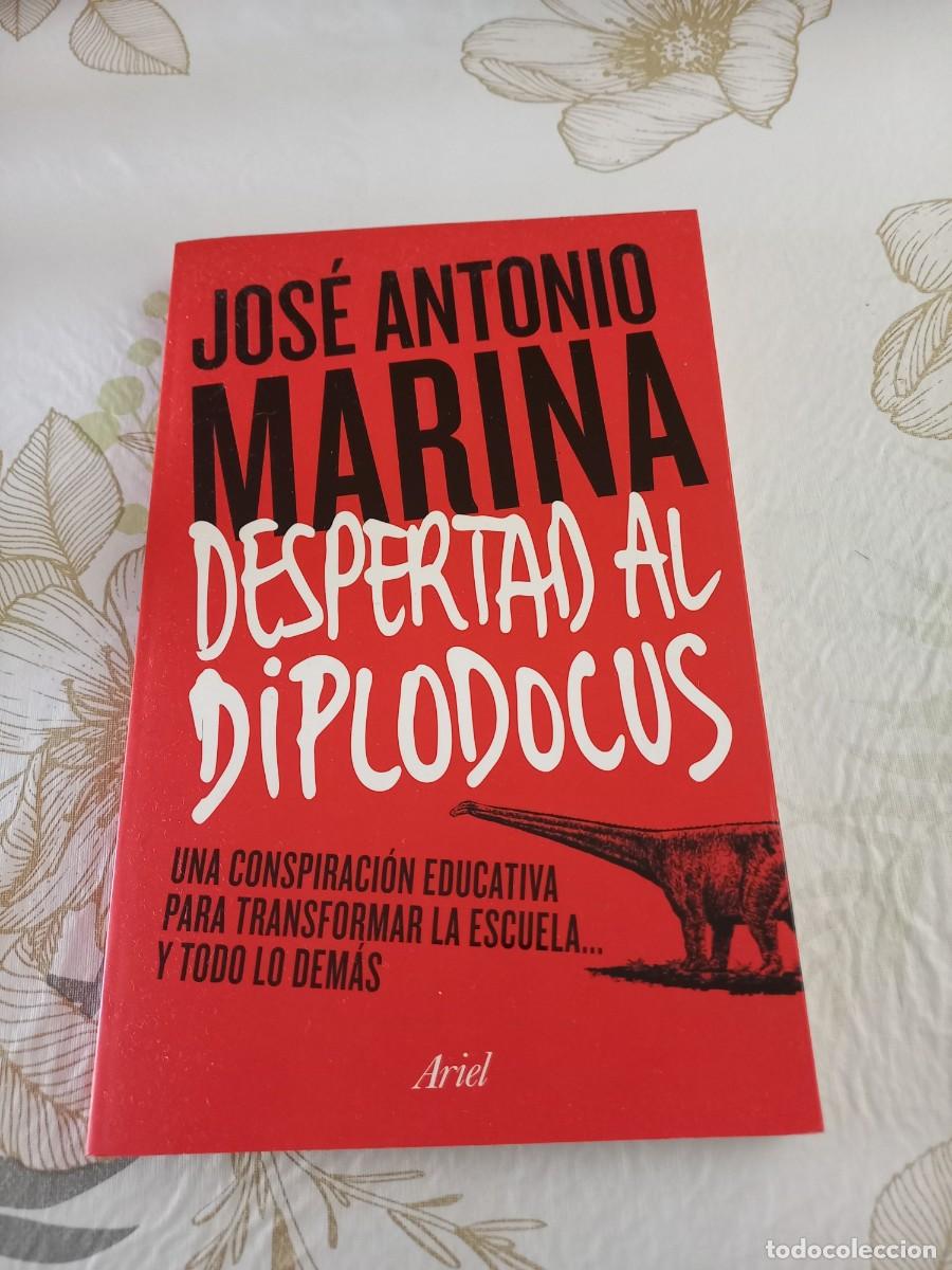 Libros de segunda mano: DESPERTAD AL DIPLODOCUS - MARINA, JOS&Eacute; ANTONIO - Foto 1