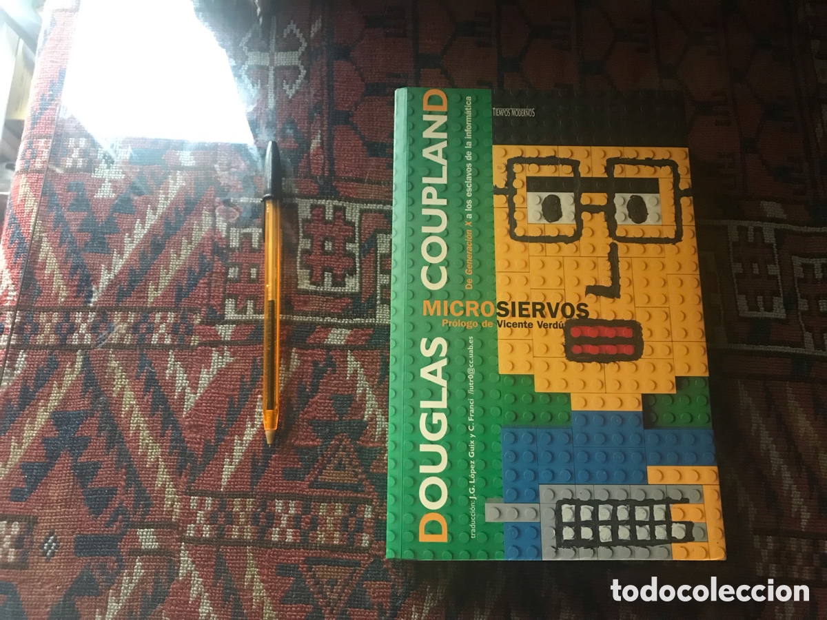 Libros de segunda mano: Micro siervos. Douglas Coupland. Tiempos modernos - Foto 1