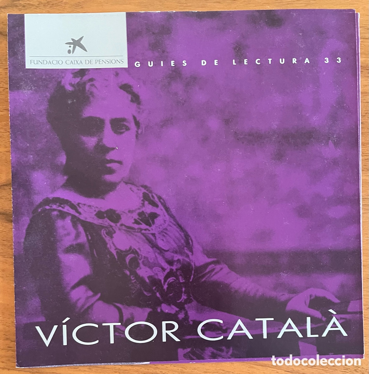 Libros de segunda mano: Guies de Lectura n&uacute;m. 33 V&iacute;ctor Catal&agrave; . Fundaci&oacute; Caixa de Pensions Tr&iacute;ptic Catal&agrave; - Foto 1