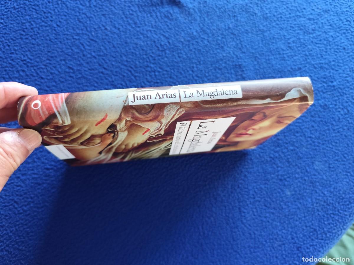 Libros de segunda mano: LA MAGDALENA Juan Arias C&iacute;rculo de Lectores 2005 - Foto 2