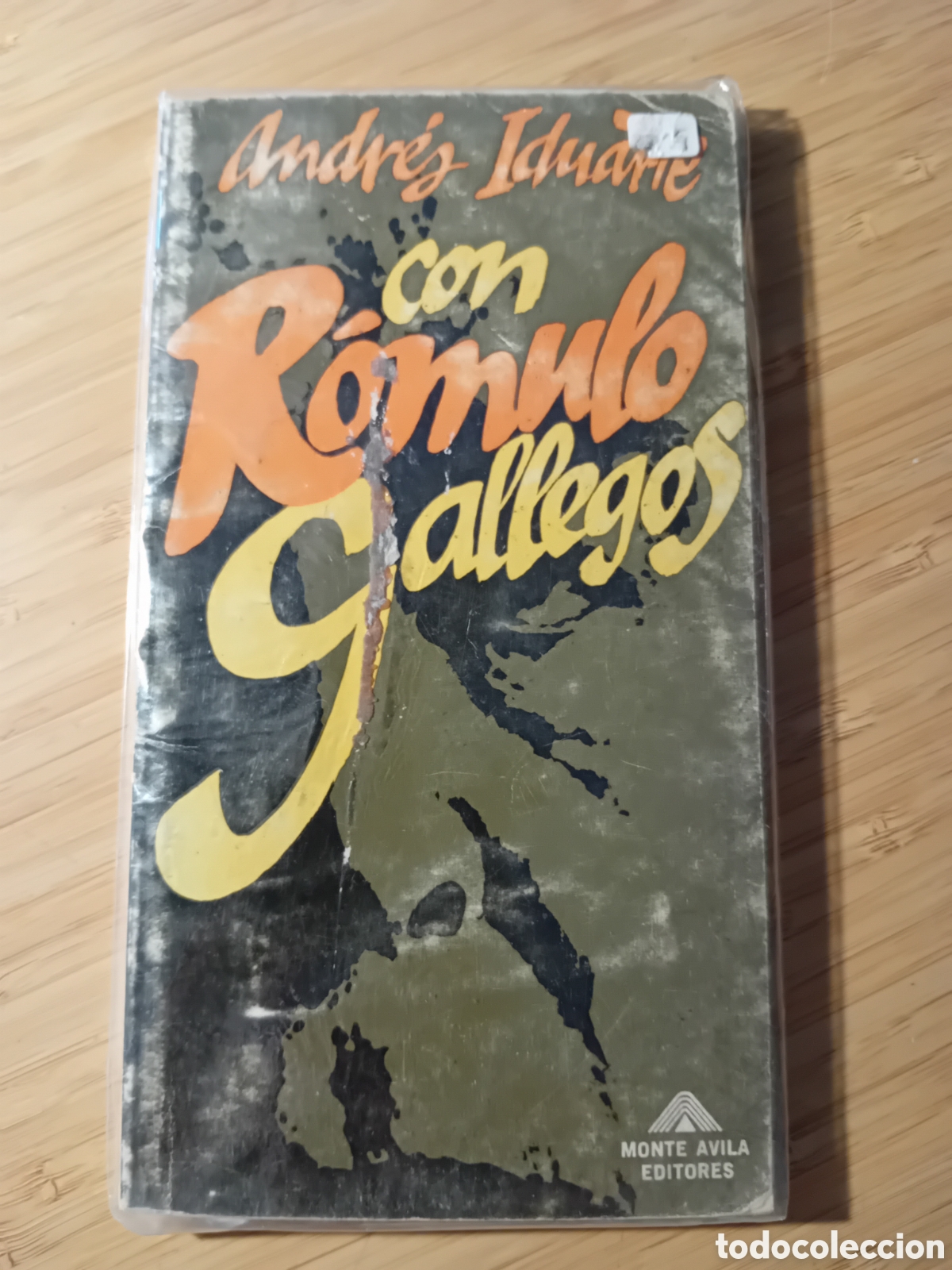 Libros de segunda mano: Con R&oacute;mulo Gallegos - Andr&eacute;s Iduarte (Monte Avila 1969) - Foto 1