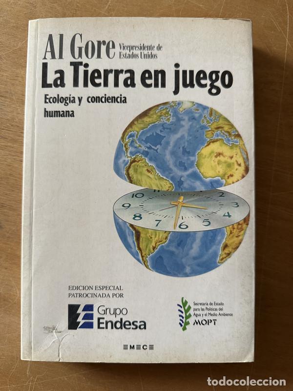 Libros de segunda mano: La tierra en juego - Al Gore - Foto 1
