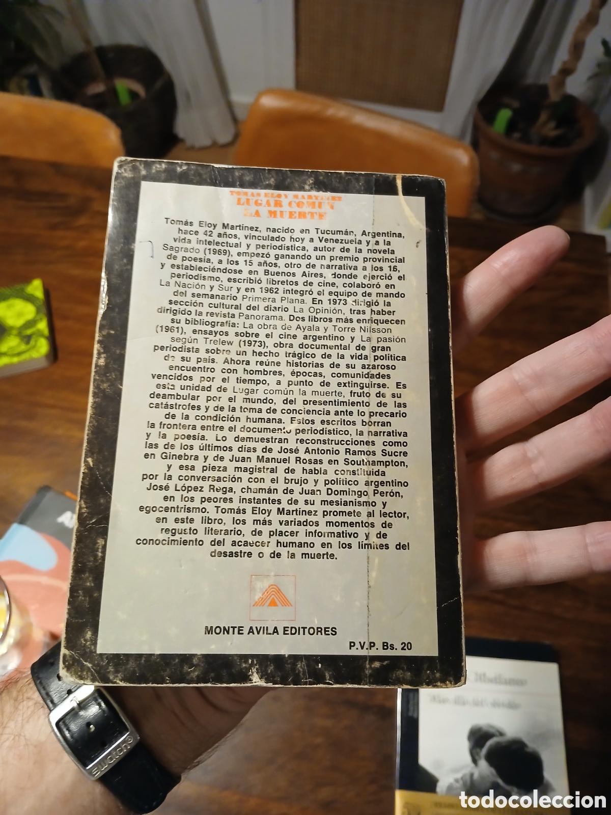 Libros de segunda mano: Lugar com&uacute;n la muerte, Tom&aacute;s Eloy Mart&iacute;nez - Foto 2