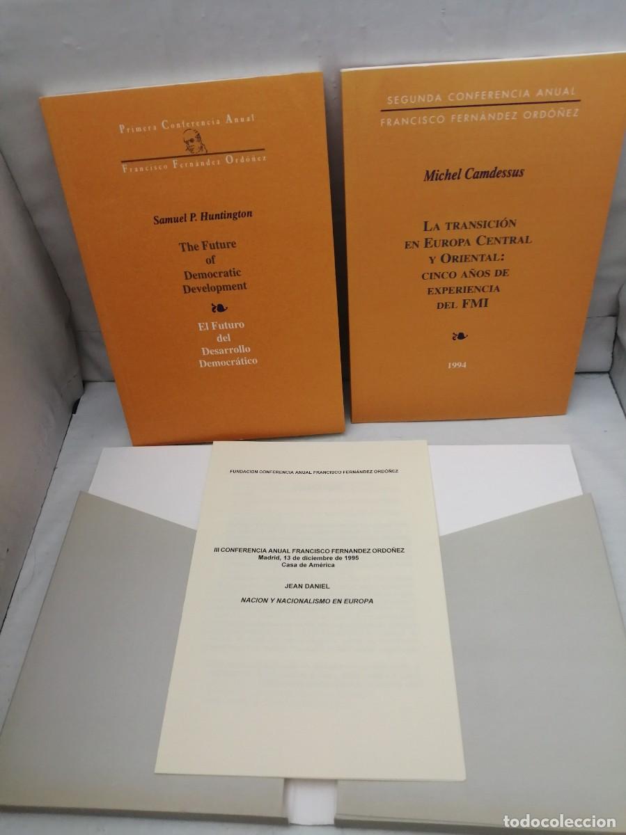 Gebrauchte B&uuml;cher: Conferencia Anual Francisco Fern&aacute;ndez Ord&oacute;&ntilde;ez (DOS LIBROS EN CARPETA: Primera y segunda conferencia)