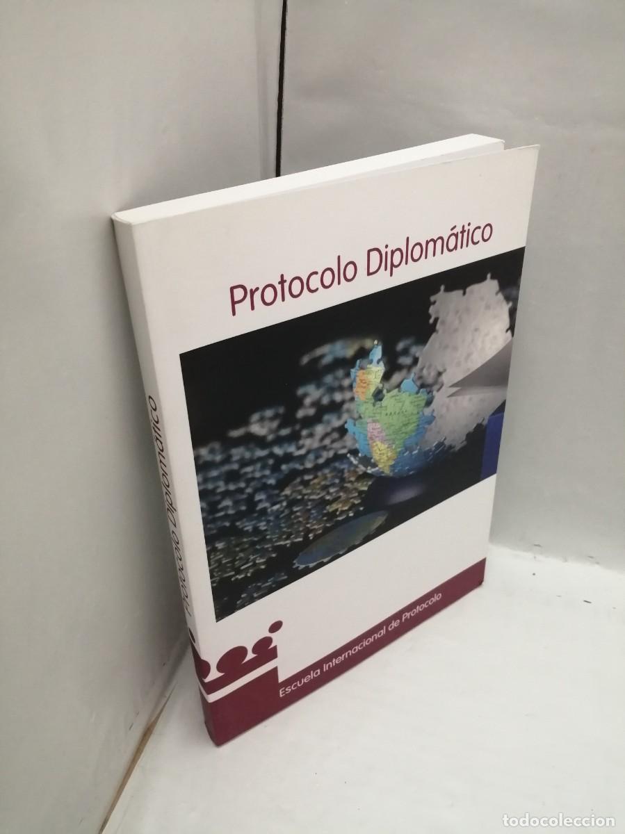 Libros de segunda mano: Escuela Internacional del Protocolo. PROTOCOLO DIPLOM&Aacute;TICO - Foto 3