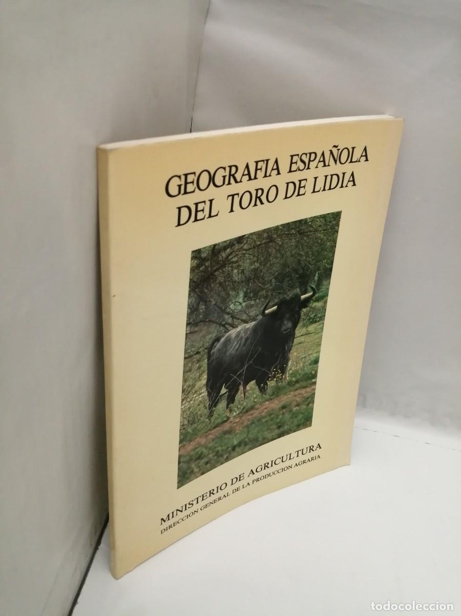 Libros de segunda mano: Geograf&iacute;a espa&ntilde;ola del Toro de Lidia - Foto 6