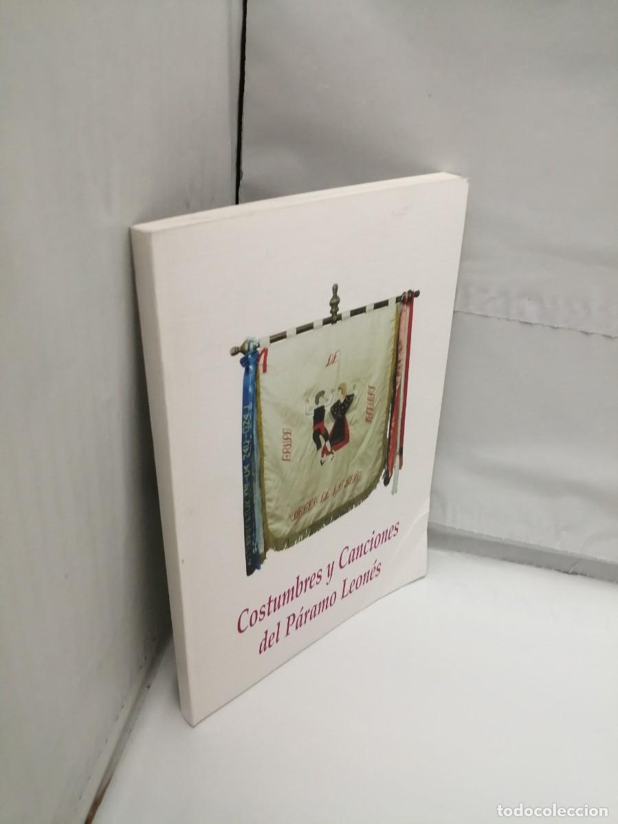 Libros de segunda mano: Costumbres y Canciones del P&aacute;ramo Leon&eacute;s - Foto 3