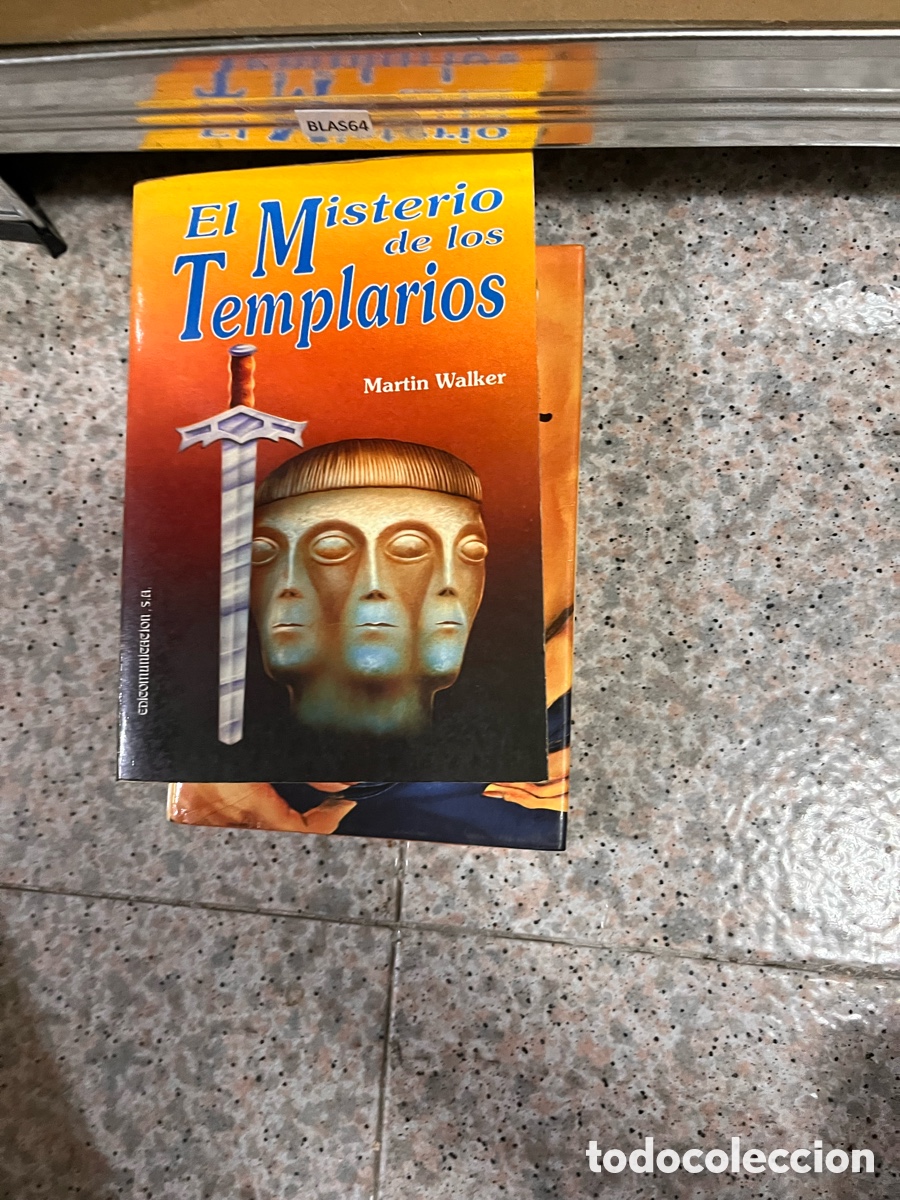 Libros de segunda mano: BLAS64 El Misterio de los Templarios - Martin Walker - Foto 1