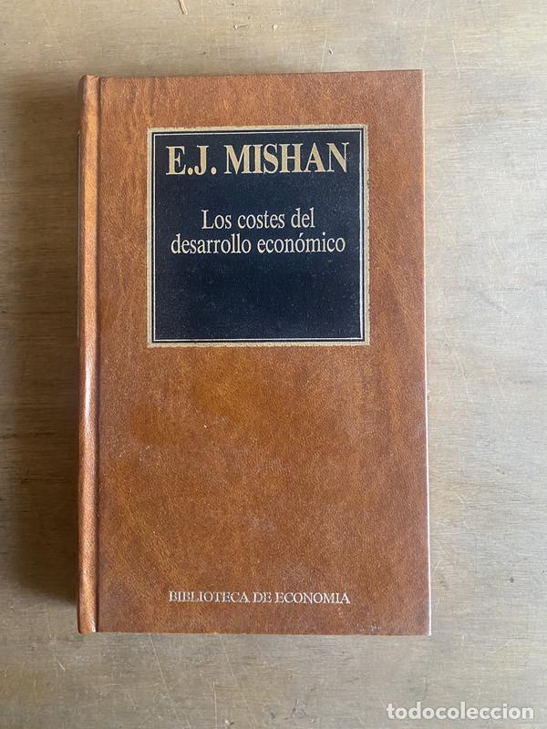 Libros de segunda mano: Los costes del desarrollo economico - Mishan E. J. - Foto 1
