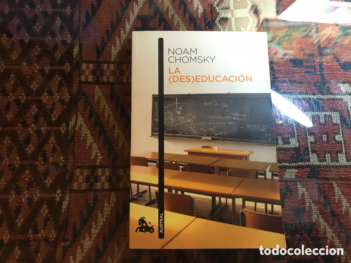 Libros de segunda mano: La (des) educaci&oacute;n. Noam Chomsky. Austral n&ordm; 757 - Foto 1