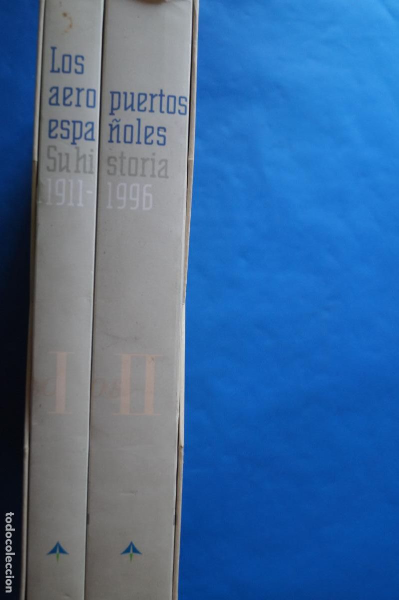 Libros de segunda mano: LOS AEROPUERTOS ESPA&Ntilde;OLES. SU HISTORIA. 1911-1996.