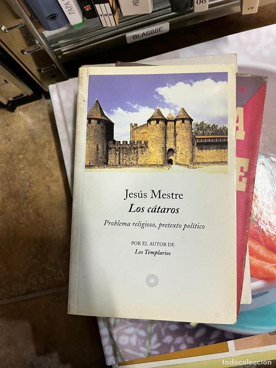 Libros de segunda mano: BLAS88E &ndash; Los c&aacute;taros. Problema religioso, pretexto pol&iacute;tico &ndash; Jes&uacute;s Mestre &ndash; Ediciones Pen&iacute;nsula.