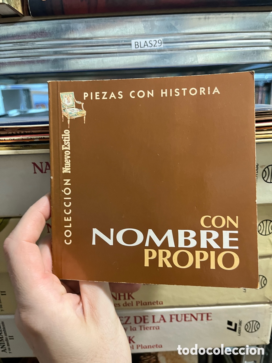 Libri di seconda mano: BLAS29 PIEZAS CON HISTORIA CON NOMBRE PROPIO Libro de antig&uuml;edades con explicaci&oacute;n