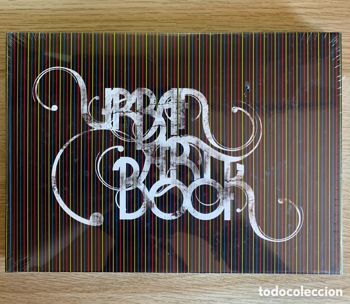 Libros de segunda mano: Urban Art Book. AAVV. Ed. Plural forms.