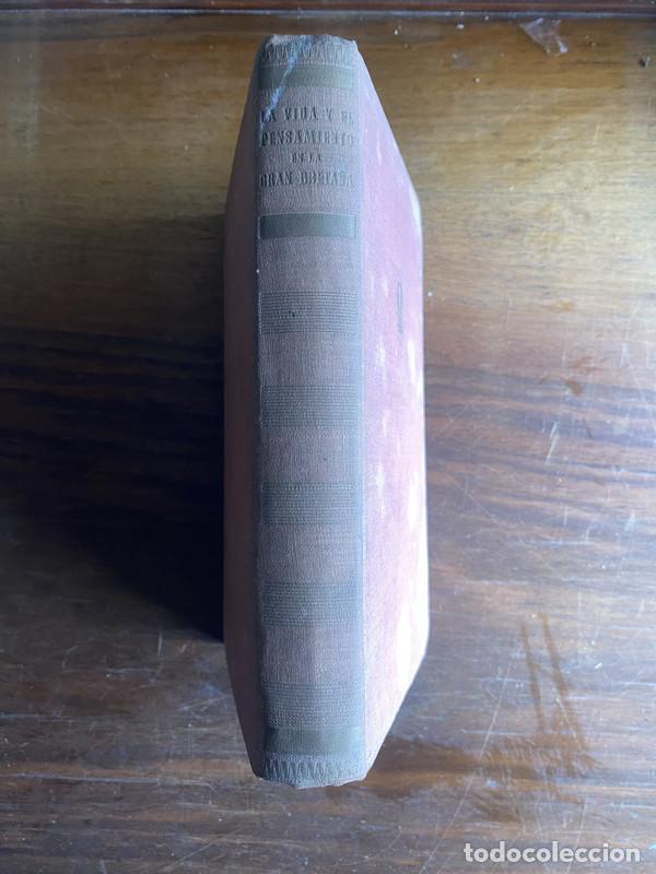 Libros de segunda mano: La vida y el pensamiento en la Gran Breta&ntilde;a - Dudley Stamp y otros