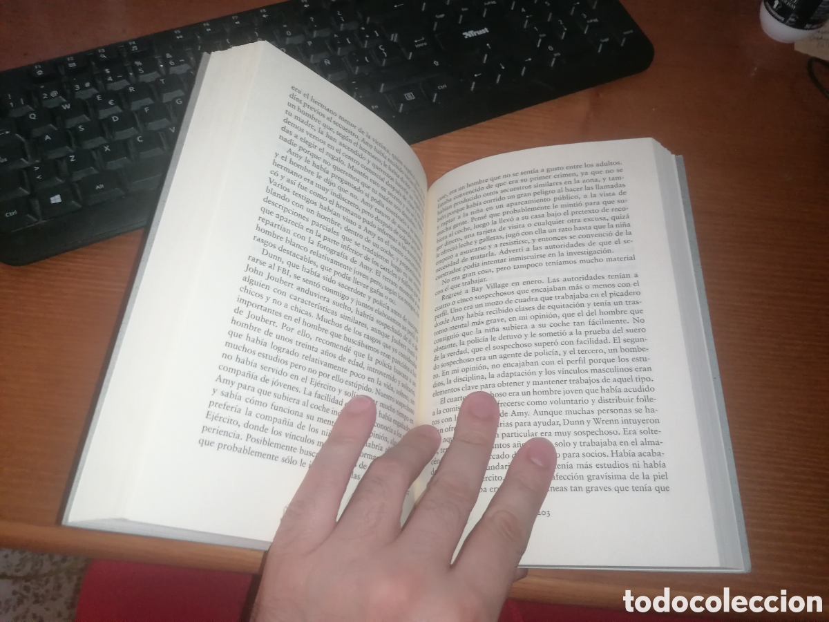 Libros de segunda mano: Libro: ASESINOS EN SERIE + 2 LIBROS DE REGALO - Foto 5