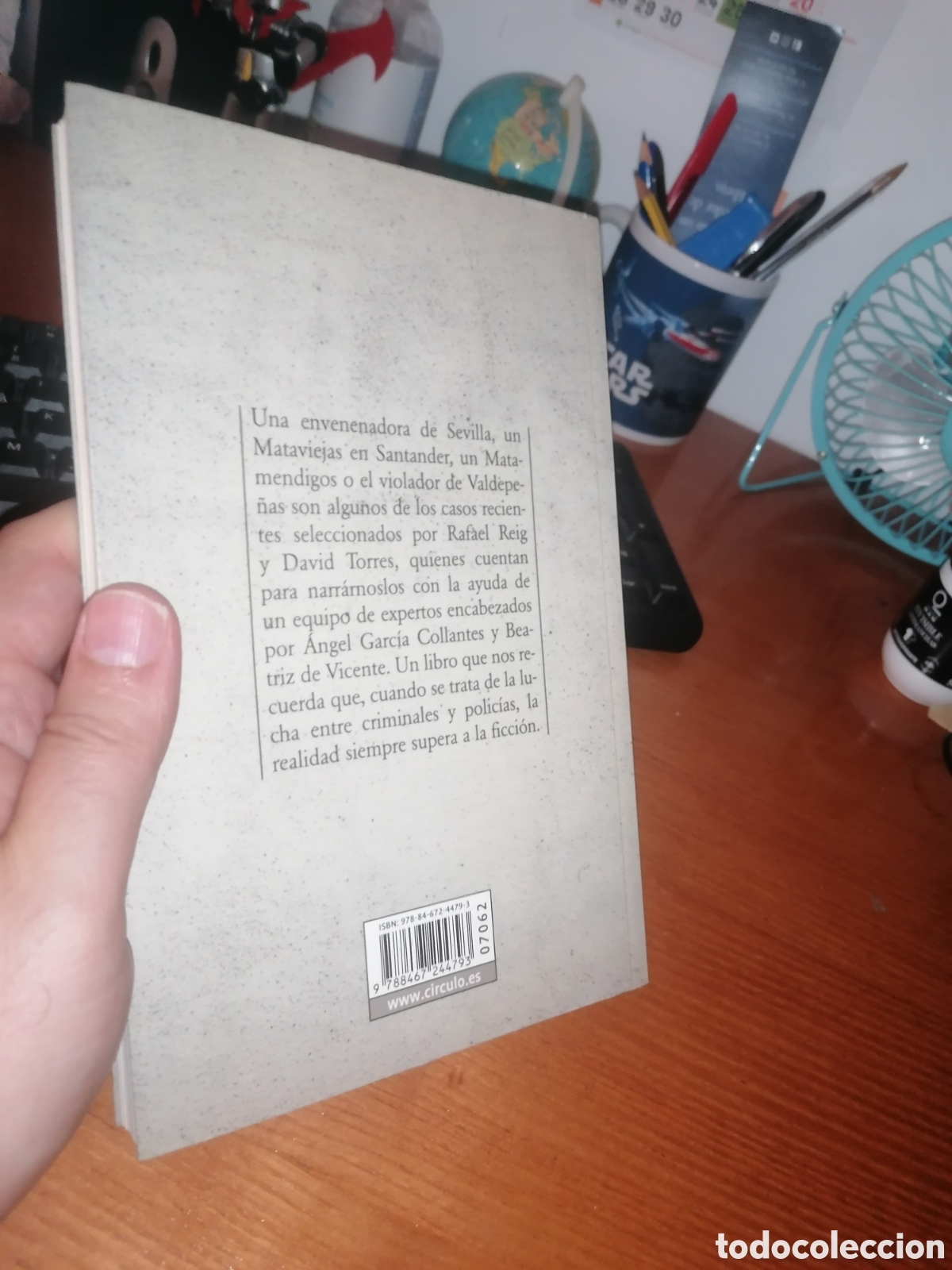 Libros de segunda mano: Libro: ASESINOS EN SERIE + 2 LIBROS DE REGALO - Foto 8
