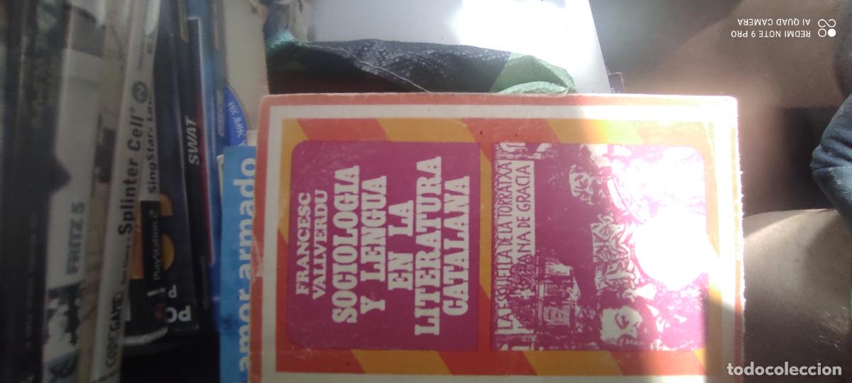 Libros de segunda mano: Sociolog&iacute;a y lengua en la literatura catalana. - VALLVERDU, Francesc: