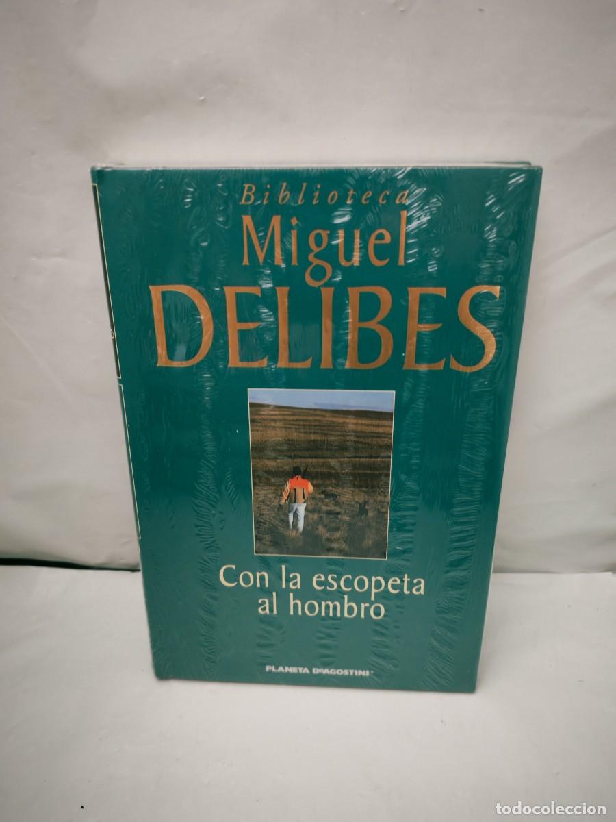 Libri di seconda mano: Con la escopeta al hombro (sin recorrido comercial, COMO NUEVO)