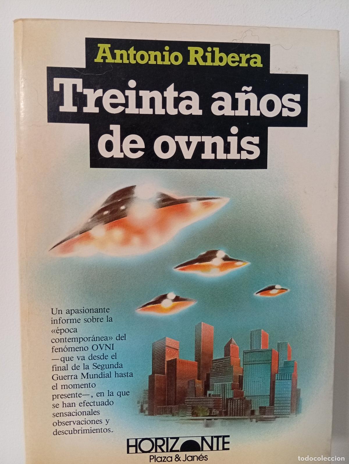 Libros de segunda mano: Treinta a&ntilde;os de ovnis - Foto 1