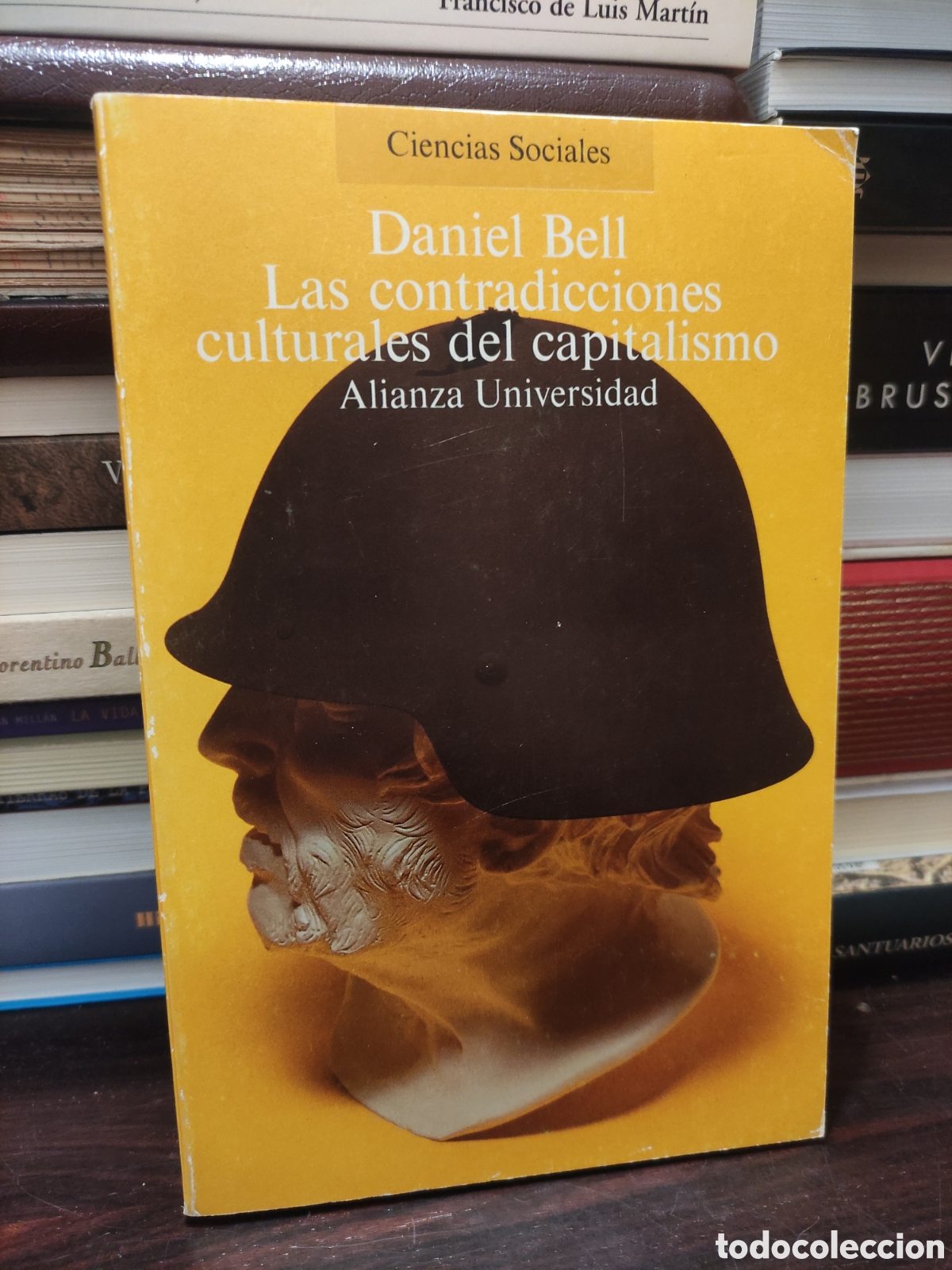 Libros de segunda mano: Las contradicciones culturales del capitalismo - Daniel Bell