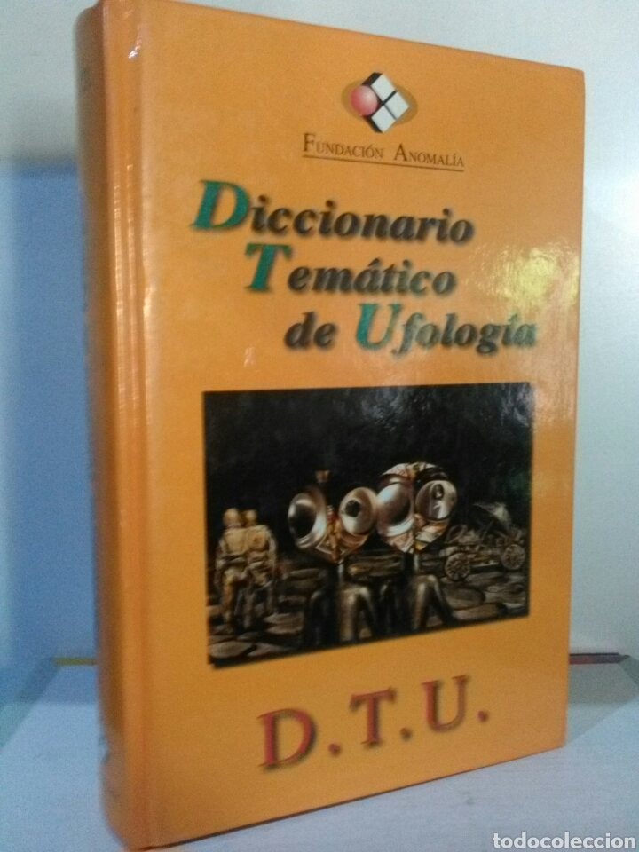 Libros de segunda mano: DICCIONARIO TEM&Aacute;TICO DE UFOLOG&Iacute;A - Foto 2