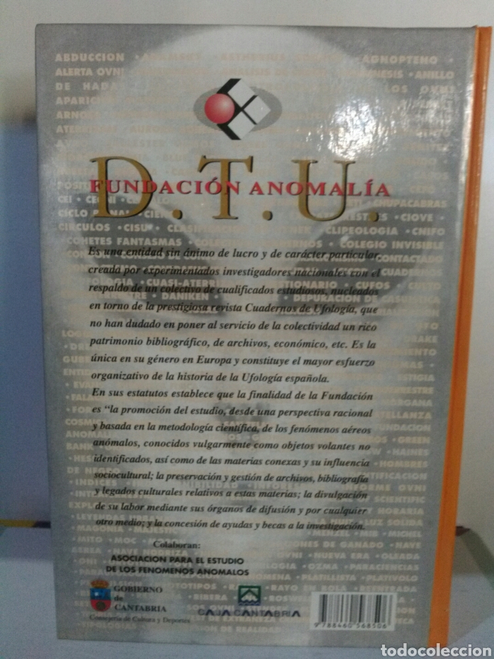 Libros de segunda mano: DICCIONARIO TEM&Aacute;TICO DE UFOLOG&Iacute;A - Foto 3