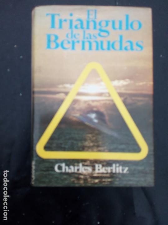 Libros de segunda mano: El tri&aacute;ngulo de las Bermudas - Berlitz - 1974 - Foto 1