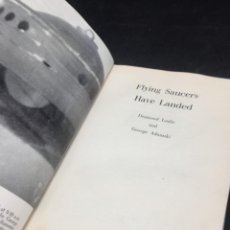 Libros de segunda mano: FLYING SAUCERS HAVE LANDED. DESMOND LESLIE & GEORGE ADAMSKI. 1954. UFOLOGÍA OVNI.. Lote 314568683